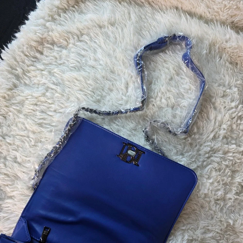 Badgley Mischka Blue Quilted Crossbody Bag BM-4152‎ Chain Trim NWT